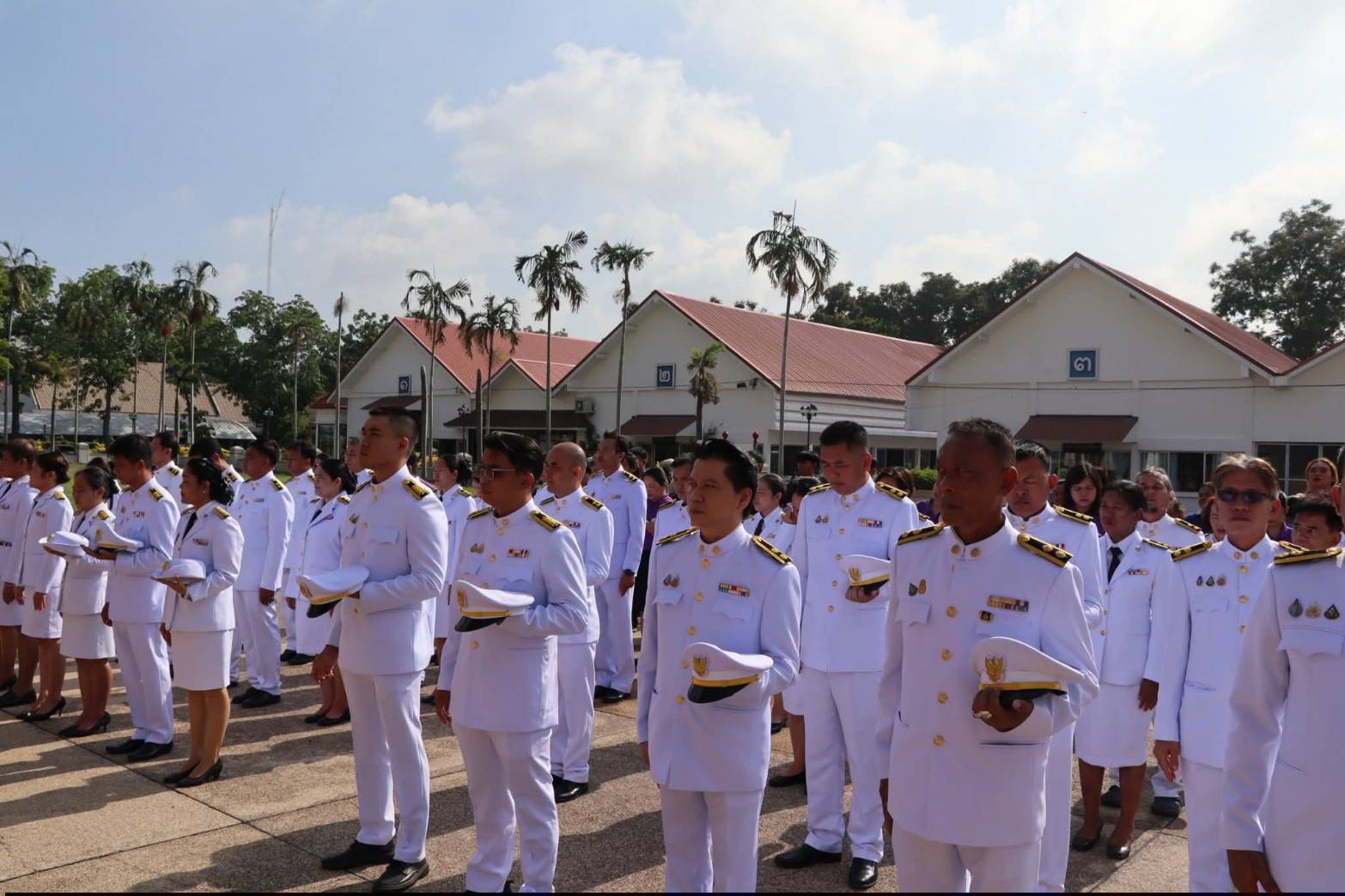 title - ศูนย์ส่งเสริมและพัฒนาอาชีพเสริมนอกภาคการเกษตร (ศพส.) จัดพิธีถวายเครื่องราชสักการะ วางพานพุ่ม และพิธีลงนามถวายพระพรชัยมงคลเฉลิมพระเกียรติ เนื่องในโอกาสมหามงคลเฉลิมพระชนมพรรษา สมเด็จพระนางเจ้าสุทิดา พัชรสุธาพิมลลักษณ พระบรมราชินี วันที่ 3 มิถุนายน 2569